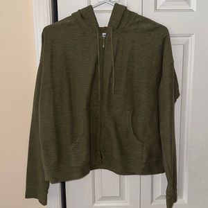 Women’s old navy slightly cropped zip up hoodie